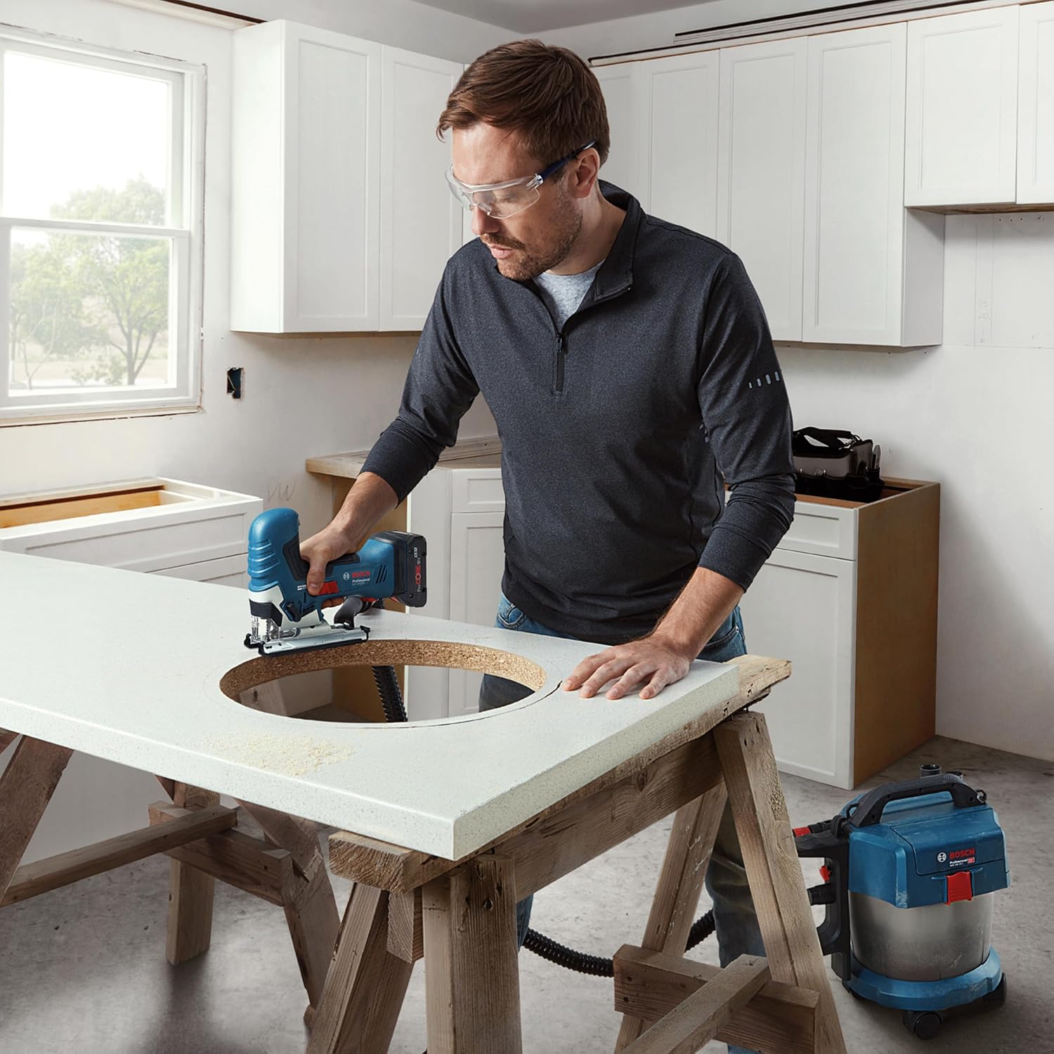 Bosch Professional 06015B2000 Akku-Stichsäge GST 18V-125 S 18V
