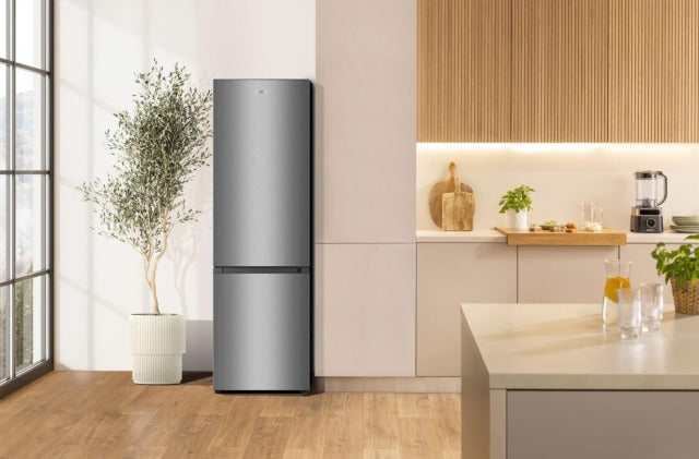 Gorenje RK4182PS4 Kühl-Gefrierkombination 269 L Grau Metallic